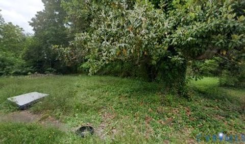 Photo of 120 Pine Street, Petersburg, VA 23803 (MLS # 2530328)