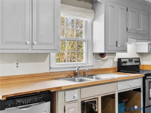 Tiny photo for 5420 Karma Road, Chester, VA 23831 (MLS # 2604314)