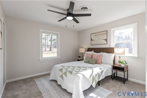 Tiny photo for 15500 Prince George Drive, Disputanta, VA 23842 (MLS # 2605937)