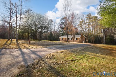 Tiny photo for 15500 Prince George Drive, Disputanta, VA 23842 (MLS # 2605937)