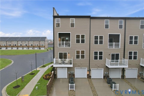 Photo of 9631 Turning Point Drive #B, Glen Allen, VA 23059 (MLS # 2623562)