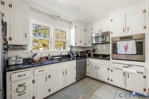 Tiny photo for 11414 Creekside Court, Henrico, VA 23238 (MLS # 2628259)