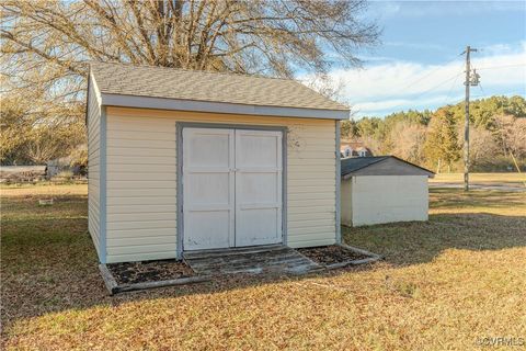 A home in Disputanta