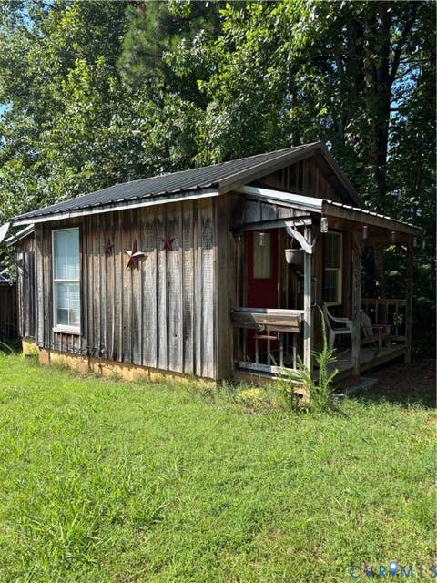 Tiny photo for 2695 Bethel Church Road, Green Bay, VA 23942 (MLS # 2622142)