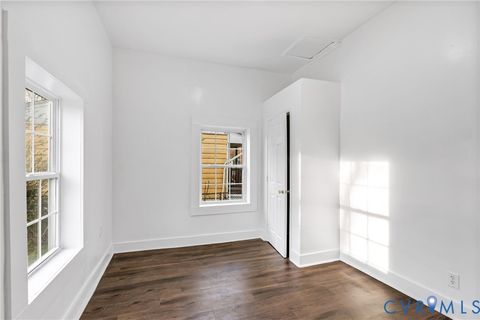 Tiny photo for 102 Culpepper Avenue, Petersburg, VA 23803 (MLS # 2604366)