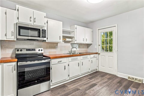 Tiny photo for 14309 Central Avenue, Chester, VA 23836 (MLS # 2625562)