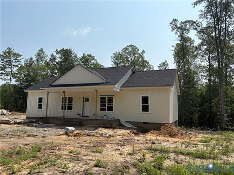 Tiny photo for 14995 Lebanon Road, Spring Grove, VA 23842 (MLS # 2620357)