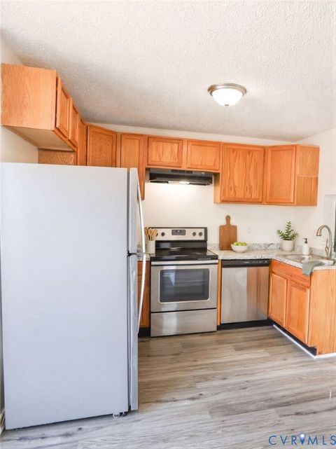Tiny photo for 4409 Foxfire Lane, Richmond, VA 23223 (MLS # 2612491)