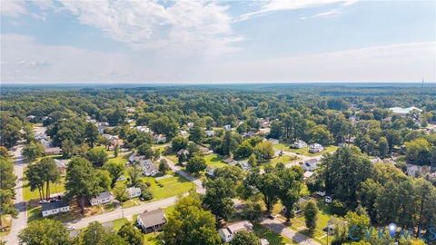 Tiny photo for 1418 12th Street, Victoria, VA 23974 (MLS # 2625153)