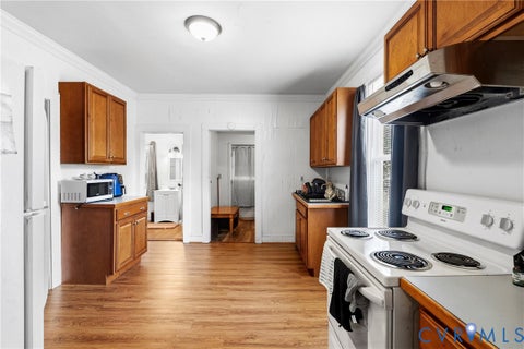 Tiny photo for 1418 12th Street, Victoria, VA 23974 (MLS # 2625153)