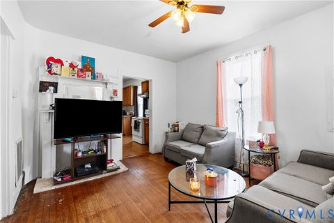 Tiny photo for 1418 12th Street, Victoria, VA 23974 (MLS # 2625153)