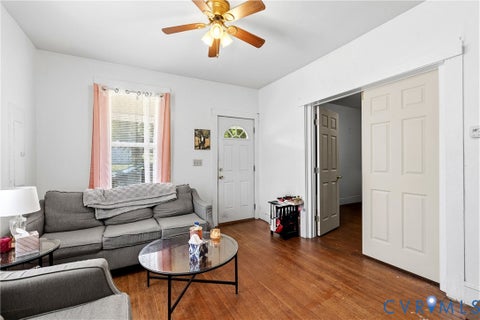 Tiny photo for 1418 12th Street, Victoria, VA 23974 (MLS # 2625153)