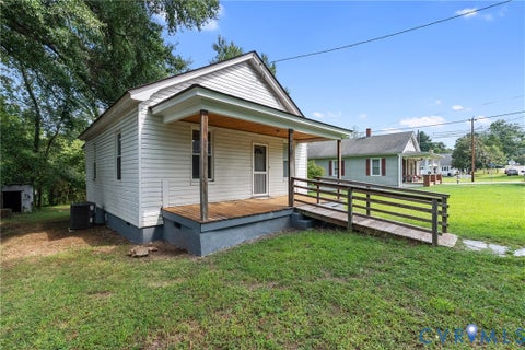 Tiny photo for 1418 12th Street, Victoria, VA 23974 (MLS # 2625153)