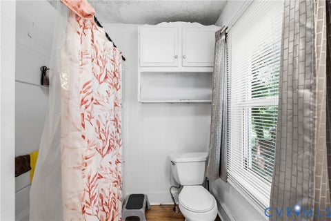 Tiny photo for 1418 12th Street, Victoria, VA 23974 (MLS # 2625153)