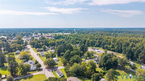 Tiny photo for 1418 12th Street, Victoria, VA 23974 (MLS # 2625153)