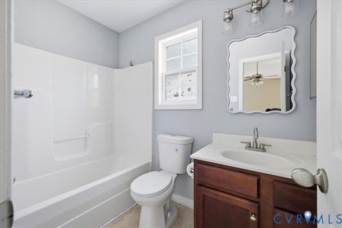 Tiny photo for 410 Orange Avenue, Colonial Heights, VA 23834 (MLS # 2616315)