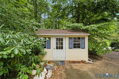 Tiny photo for 411 Hickory Drive, Manakin Sabot, VA 23103 (MLS # 2621546)