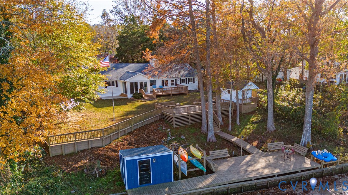 700 W Riverside Drive