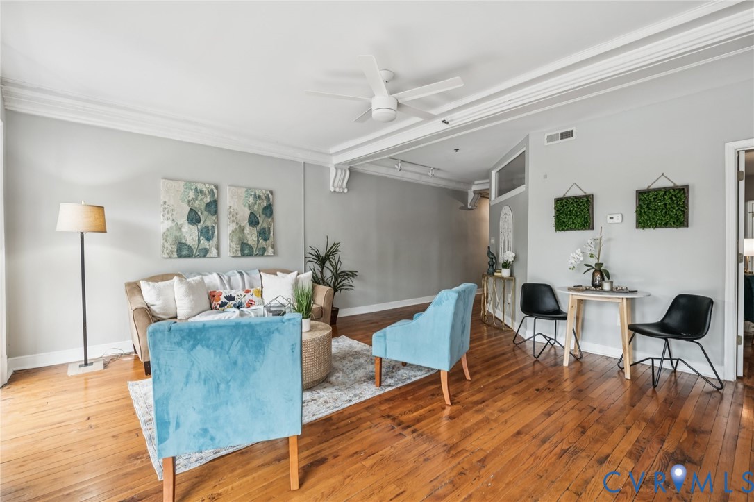 219 N 19th Street 23
