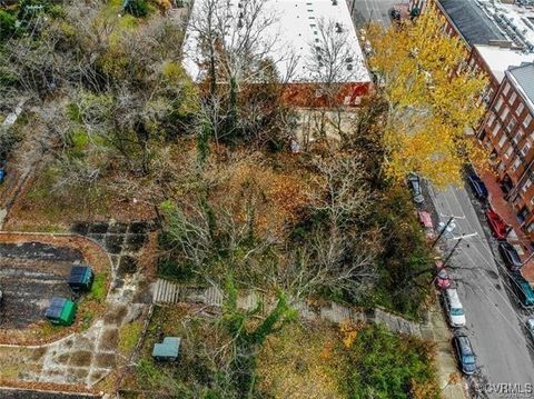 Tiny photo for 2400 E Franklin Street, Richmond, VA 23223 (MLS # 2516560)