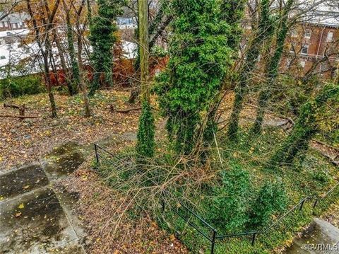 Tiny photo for 2400 E Franklin Street, Richmond, VA 23223 (MLS # 2516560)