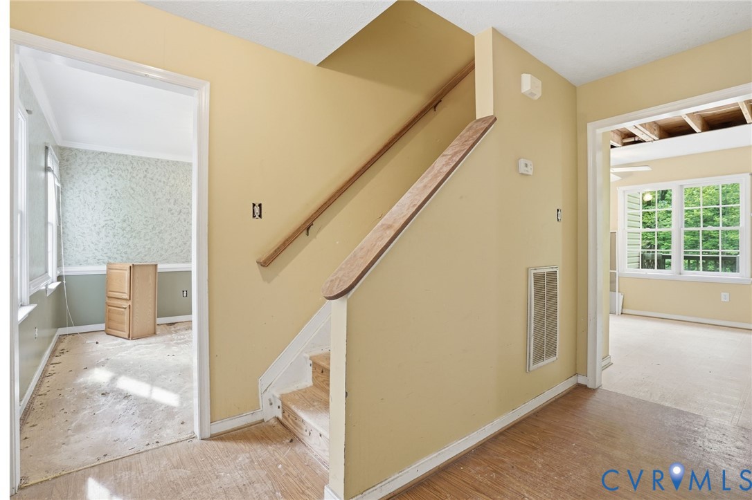 6045 Hopewell Road
