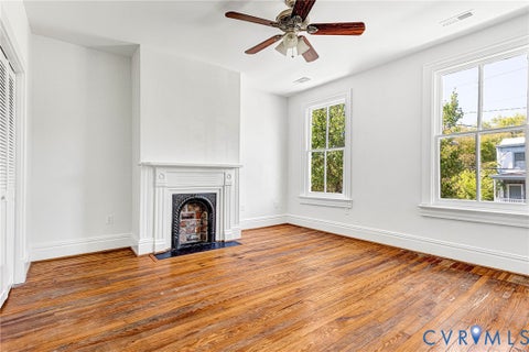 Tiny photo for 615 N 23rd Street, Richmond, VA 23223 (MLS # 2625323)