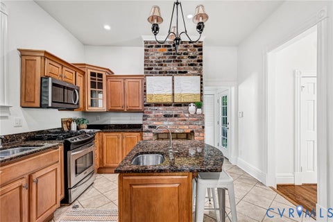 Tiny photo for 615 N 23rd Street, Richmond, VA 23223 (MLS # 2625323)