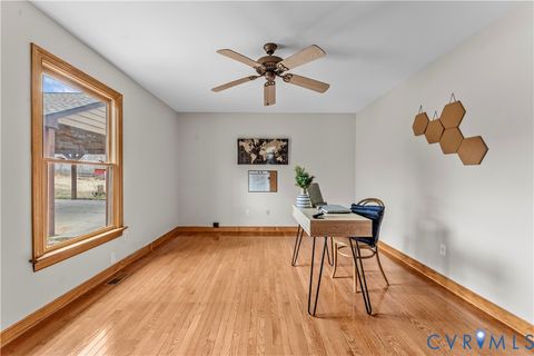 Tiny photo for 949 Old Buckingham Rd, Cumberland, VA 23040 (MLS # 2605175)