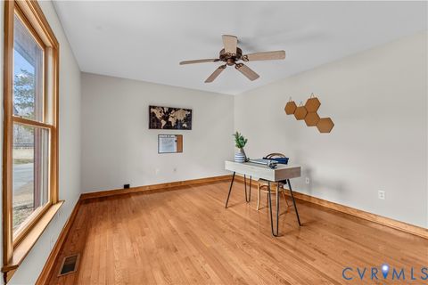 Tiny photo for 949 Old Buckingham Rd, Cumberland, VA 23040 (MLS # 2605175)