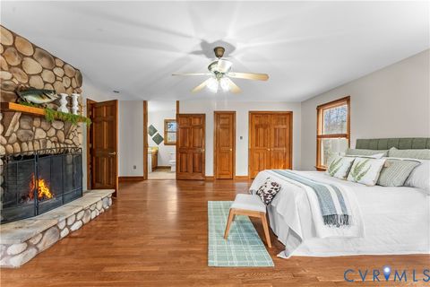 Tiny photo for 949 Old Buckingham Rd, Cumberland, VA 23040 (MLS # 2605175)