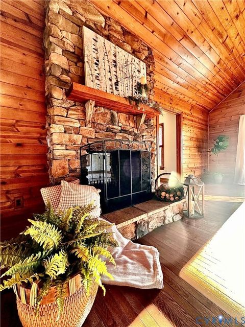 Tiny photo for 949 Old Buckingham Rd, Cumberland, VA 23040 (MLS # 2605175)