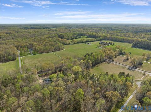 Tiny photo for 8000 Toms Drive, Mechanicsville, VA 23116 (MLS # 2607566)