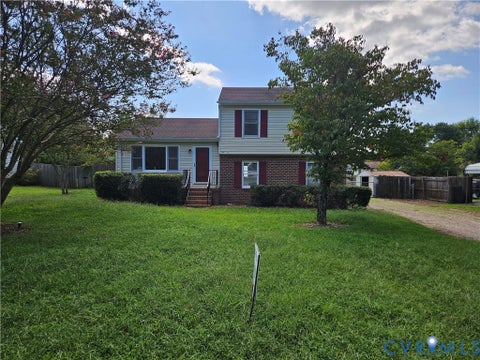 Photo of 7023 Hanna Drive, Mechanicsville, VA 23111 (MLS # 2625210)