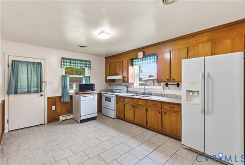 Tiny photo for 207 Prince Albert Avenue, Colonial Heights, VA 23834 (MLS # 2619285)