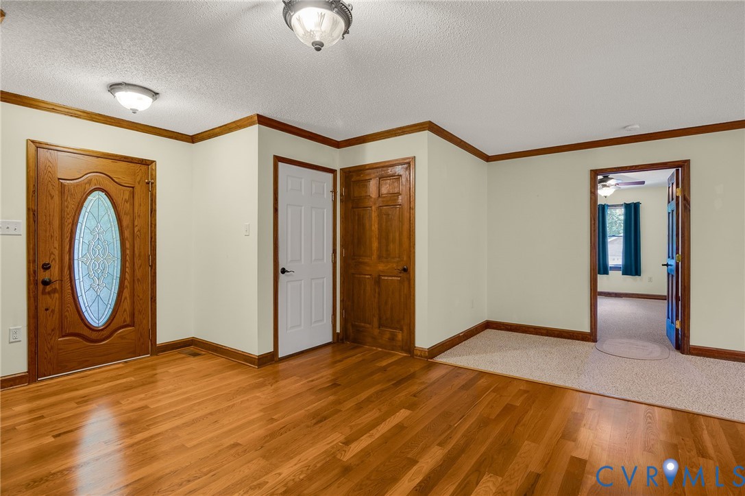 6724 Claiborne Road