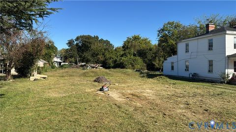 Photo of 2031-2033 Ferndale Avenue, Hopewell, VA 23803 (MLS # 2528576)
