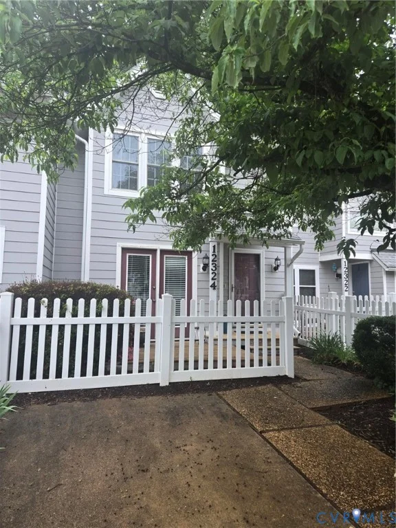 12324 Sir James Court