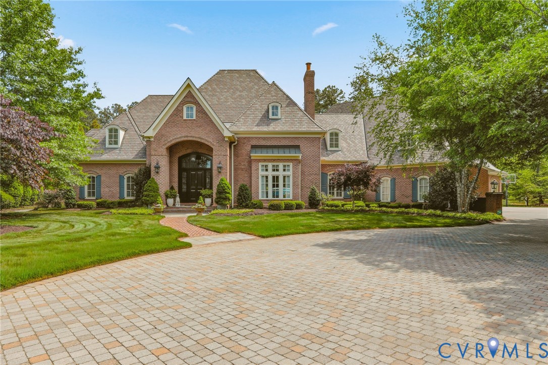 2725 Stonegate Court