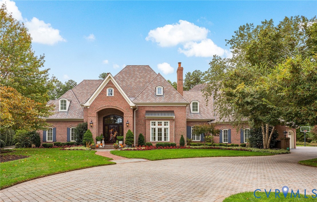 2725 Stonegate Court