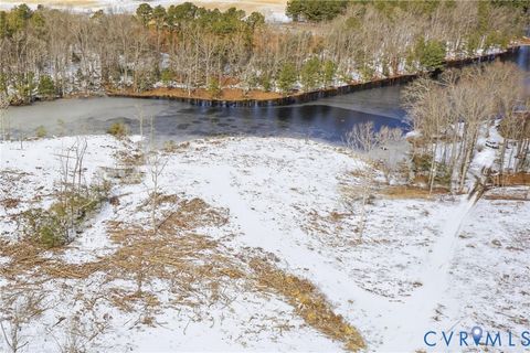 Tiny photo for 1 Fisher Drive, Dinwiddie, VA 23841 (MLS # 2603470)