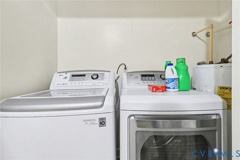 Tiny photo for 129 Seaboard Street, Petersburg, VA 23803 (MLS # 2602538)