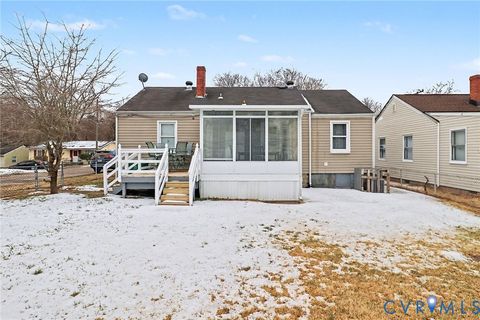 Tiny photo for 129 Seaboard Street, Petersburg, VA 23803 (MLS # 2602538)