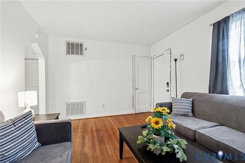 Tiny photo for 129 Seaboard Street, Petersburg, VA 23803 (MLS # 2602538)