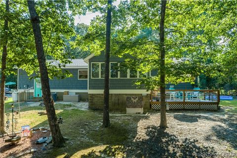 A home in Hardyville