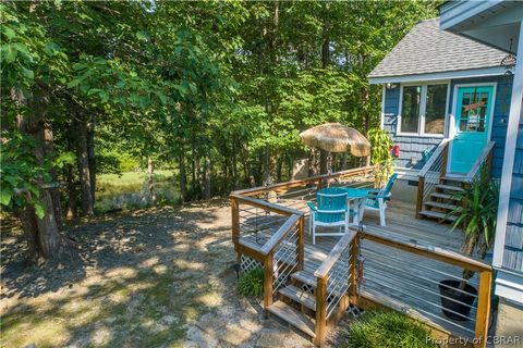 A home in Hardyville