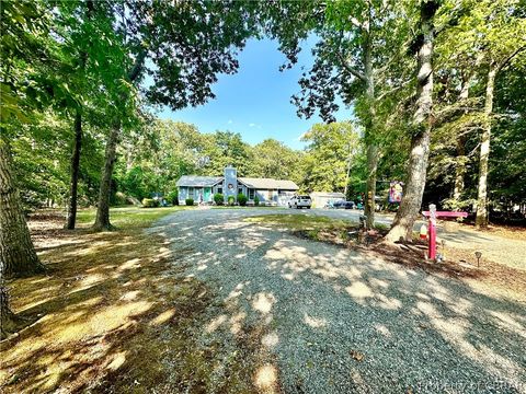 A home in Hardyville