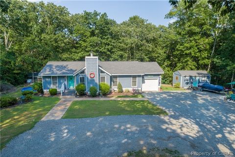 A home in Hardyville