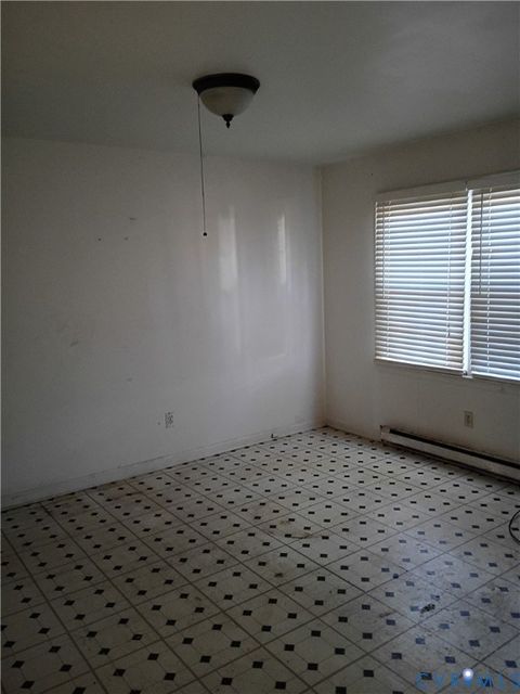 Tiny photo for 3213 Norfolk Street, Hopewell, VA 23860 (MLS # 2532485)