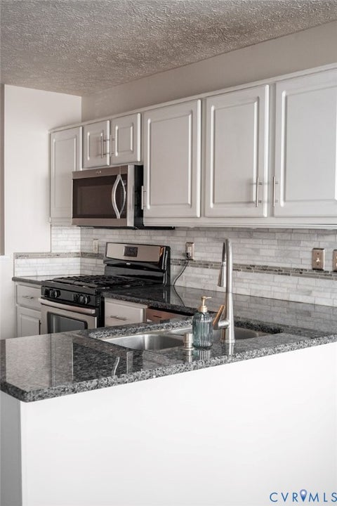 Tiny photo for 6163 Parsley Court, Mechanicsville, VA 23111 (MLS # 2628555)